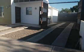 Casa Las Camelias